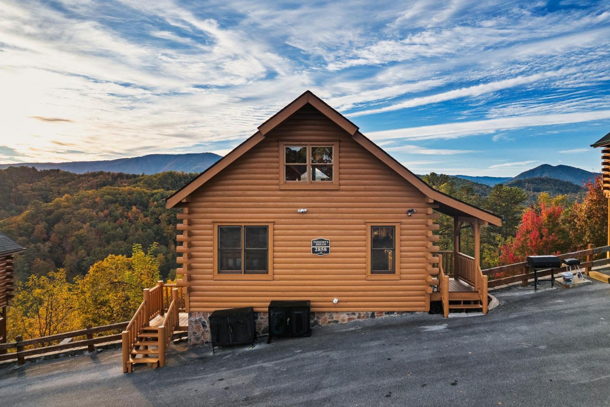 Epic Mountain Views, Hot Tub, Game Room, Sleeps 10 Sevierville Extérieur photo