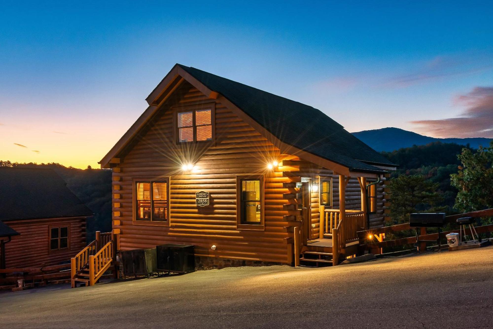 Epic Mountain Views, Hot Tub, Game Room, Sleeps 10 Sevierville Extérieur photo