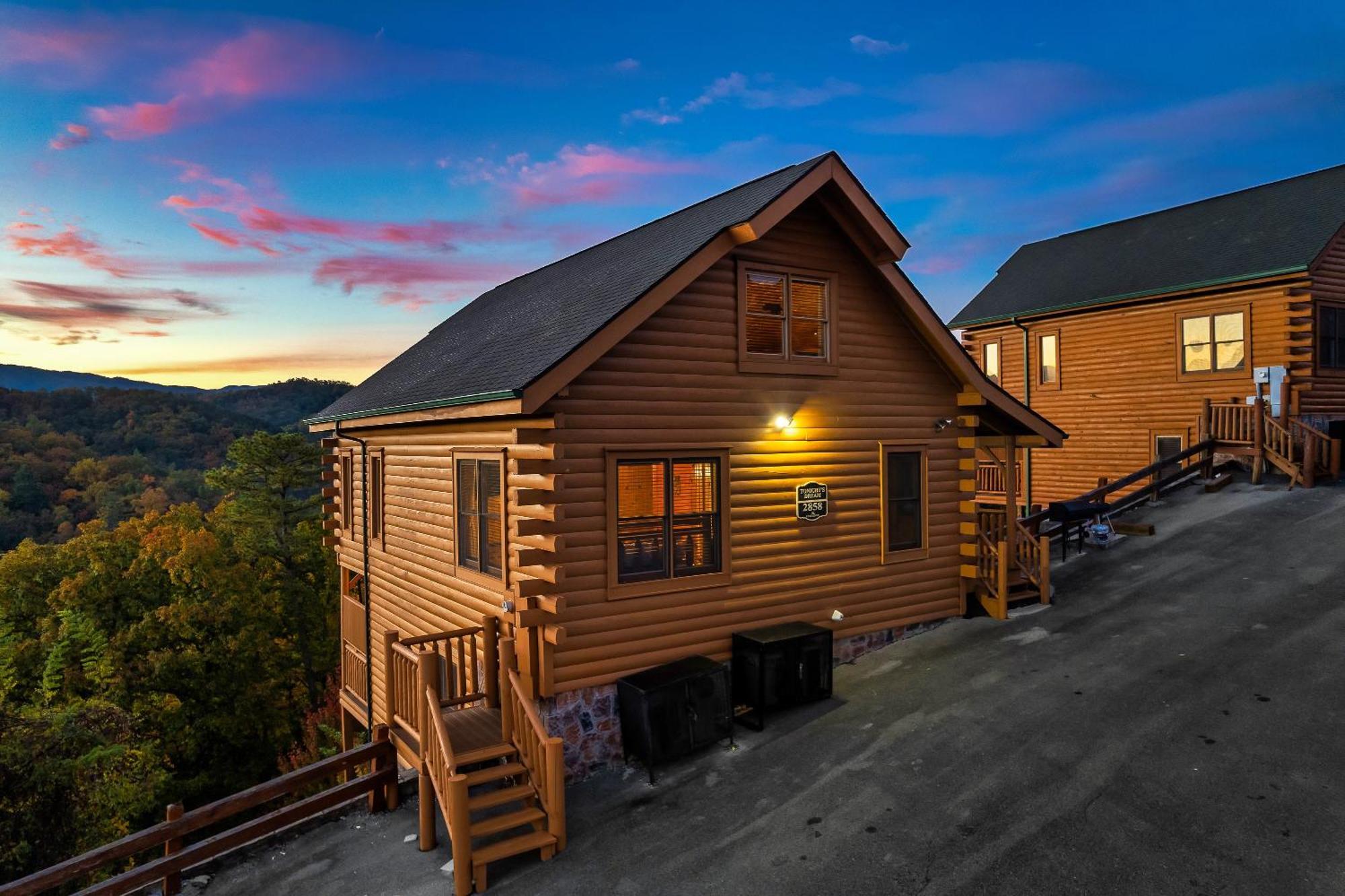 Epic Mountain Views, Hot Tub, Game Room, Sleeps 10 Sevierville Extérieur photo